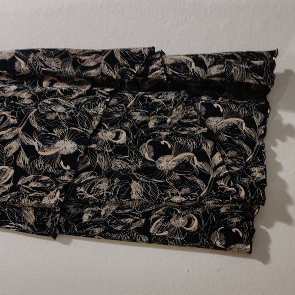 Dresses for women - Picture 2 of 6